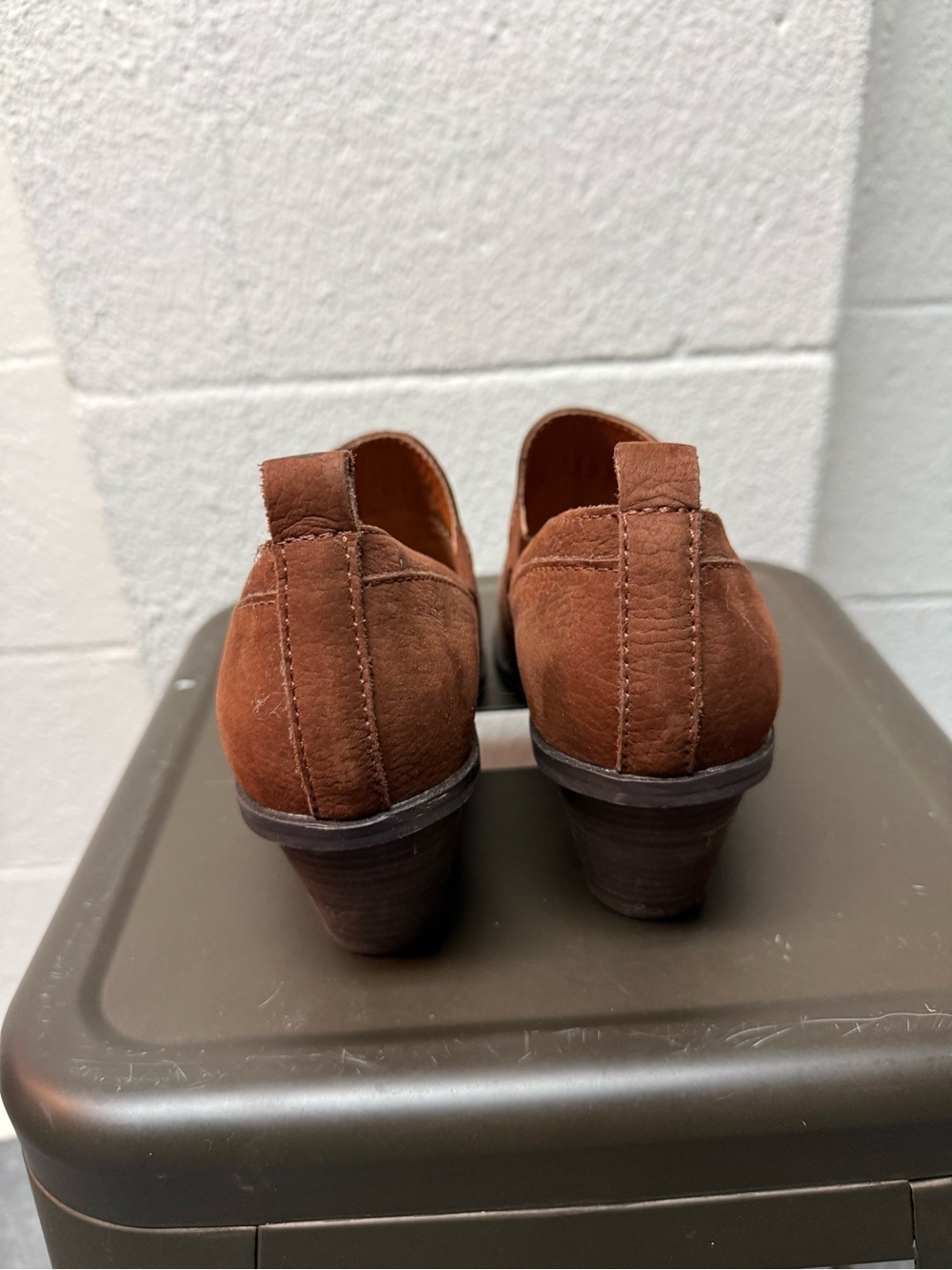 Lucky Brand Women's Rust Brown Suede Ankle Slip-On Booties - Picture 4 of 7